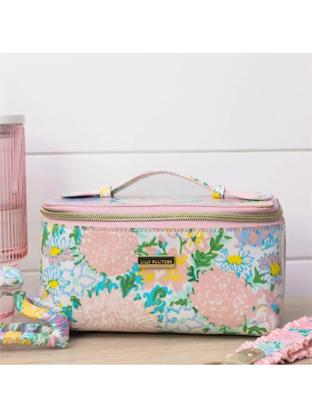 New Lilly Pulitzer Pink Floral Comestic Travel Vanity Bag